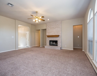 15808 Chatham Wood Dr - Photo Thumbnail 11