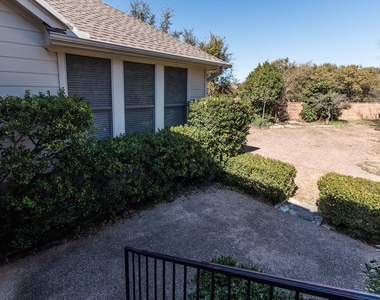 15808 Chatham Wood Dr - Photo Thumbnail 35