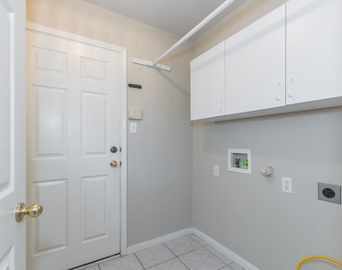 15808 Chatham Wood Dr - Photo Thumbnail 8