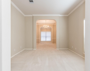 15808 Chatham Wood Dr - Photo Thumbnail 6