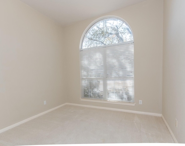15808 Chatham Wood Dr - Photo Thumbnail 24