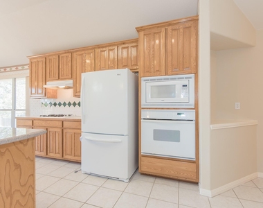 15808 Chatham Wood Dr - Photo Thumbnail 19