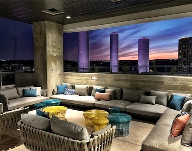 222 West Ave - Photo Thumbnail 15
