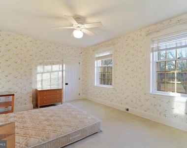 233 Walker Road - Photo Thumbnail 21
