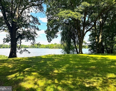 233 Walker Road - Photo Thumbnail 40