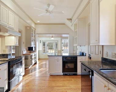 233 Walker Road - Photo Thumbnail 32