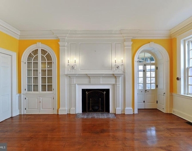 233 Walker Road - Photo Thumbnail 11
