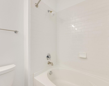 2801 Dulce Ln - Photo Thumbnail 6