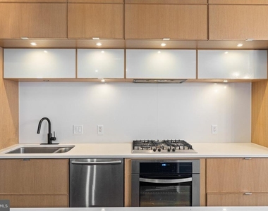 1515 15th Street Nw - Photo Thumbnail 6