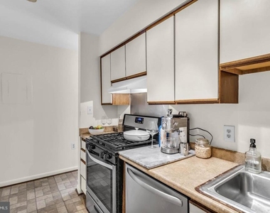 3040 Pineview Court Ne - Photo Thumbnail 14
