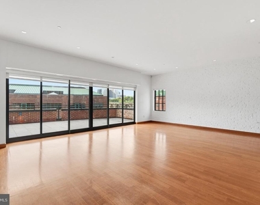 3336 Cadys Alley Nw - Photo Thumbnail 1