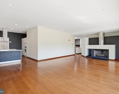 3336 Cadys Alley Nw - Photo Thumbnail 2