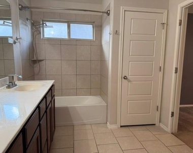 571 Dragon Ridge Rd - Photo Thumbnail 8