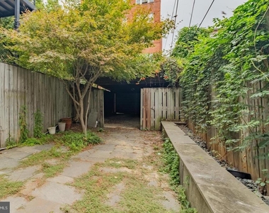 1459 Chapin Street Nw - Photo Thumbnail 12