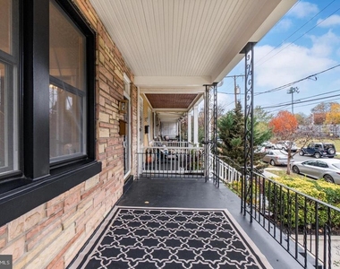 900 Madison Street Nw - Photo Thumbnail 3