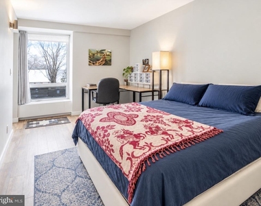 1425 4th Street Sw - Photo Thumbnail 1