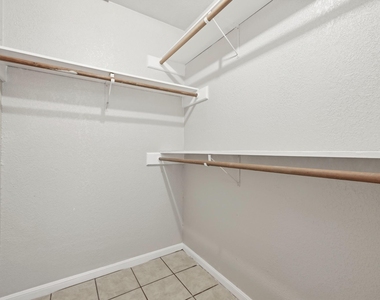 2514 Howellwood Way - Photo Thumbnail 20