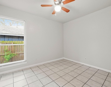 2514 Howellwood Way - Photo Thumbnail 23