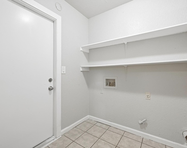 2514 Howellwood Way - Photo Thumbnail 25