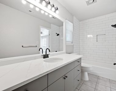 2514 Howellwood Way - Photo Thumbnail 19