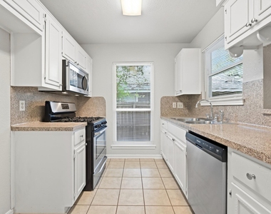 2514 Howellwood Way - Photo Thumbnail 14