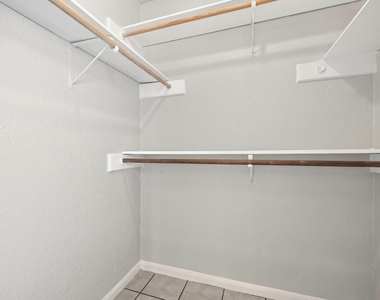 2514 Howellwood Way - Photo Thumbnail 21