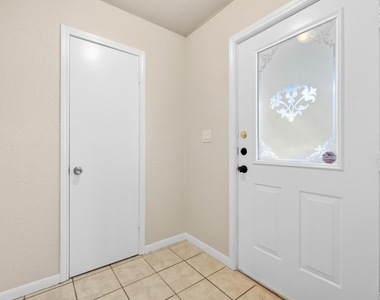 2514 Howellwood Way - Photo Thumbnail 5