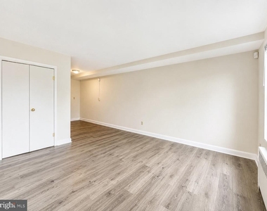 1600 Independence Avenue Se - Photo Thumbnail 4