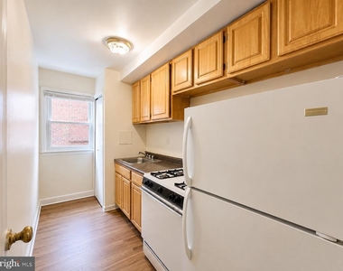 1600 Independence Avenue Se - Photo Thumbnail 7