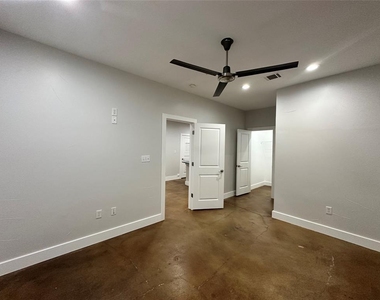 1807 Poquito St - Photo Thumbnail 10