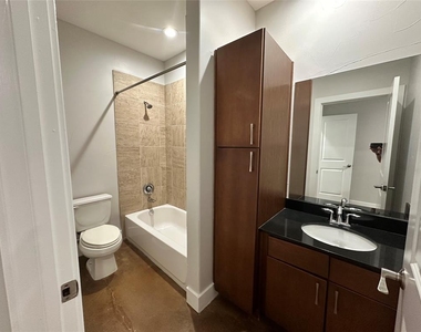1807 Poquito St - Photo Thumbnail 11