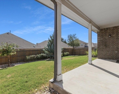432 Deerpath St - Photo Thumbnail 26