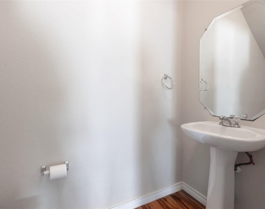 1432 Anise Dr - Photo Thumbnail 10