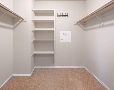 1432 Anise Dr - Photo Thumbnail 15