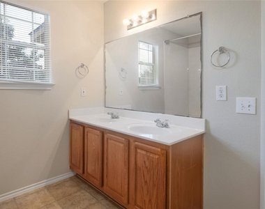 1432 Anise Dr - Photo Thumbnail 14