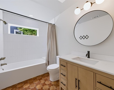 5710 Breezewood Dr - Photo Thumbnail 8