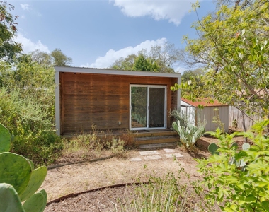 5710 Breezewood Dr - Photo Thumbnail 16