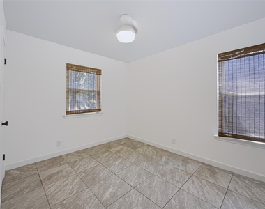 5710 Breezewood Dr - Photo Thumbnail 9