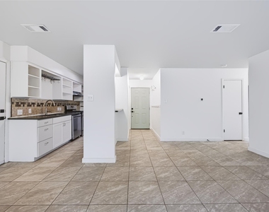 5710 Breezewood Dr - Photo Thumbnail 3