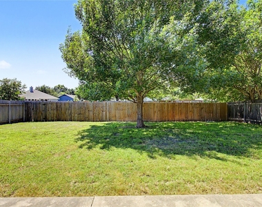 207 Kates Way - Photo Thumbnail 18