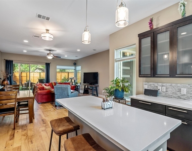 3806 Bull Creek Rd - Photo Thumbnail 8