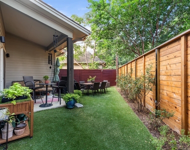 3806 Bull Creek Rd - Photo Thumbnail 10