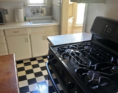 1519 Enfield St - Photo Thumbnail 4
