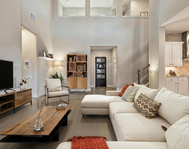 107 Cascading Waters Pl - Photo Thumbnail 8