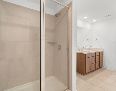 223 Flowers Ave - Photo Thumbnail 13