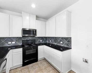 173 Apricot Dr - Photo Thumbnail 13