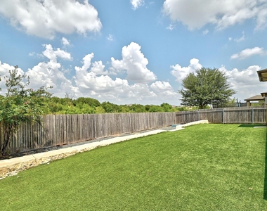173 Apricot Dr - Photo Thumbnail 2