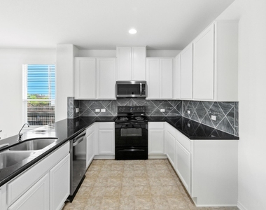 173 Apricot Dr - Photo Thumbnail 12