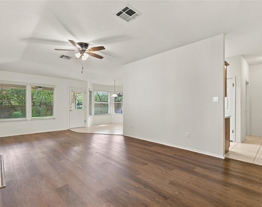 3120 Cohoba Dr - Photo Thumbnail 4