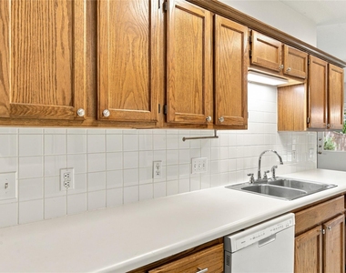 3120 Cohoba Dr - Photo Thumbnail 8